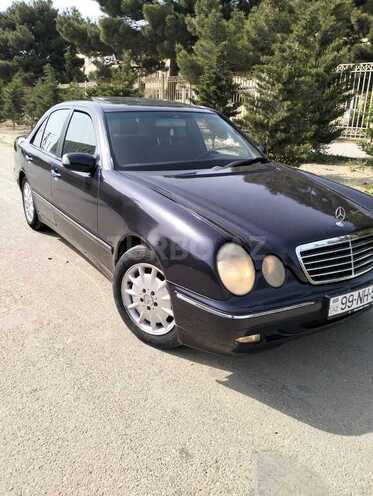 Mercedes E 270 2001, 462,000 km - 2.7 l - Bakı