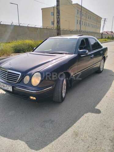 Mercedes E 270 2001, 462,000 km - 2.7 l - Bakı