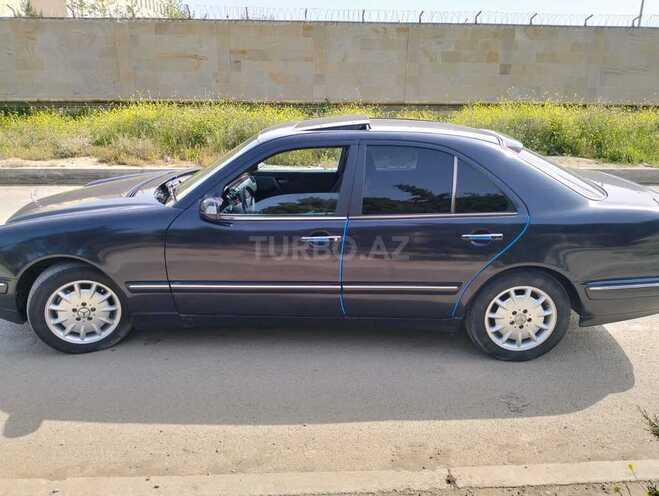 Mercedes E 270 2001, 462,000 km - 2.7 l - Bakı