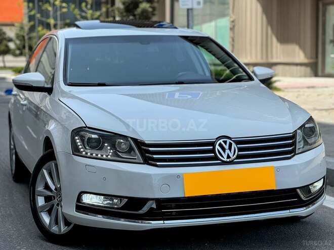 Volkswagen Passat 2013, 235,000 km - 1.8 л - Bakı