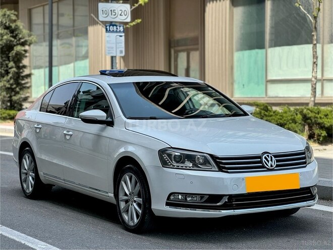 Volkswagen Passat 2013, 235,000 km - 1.8 л - Bakı