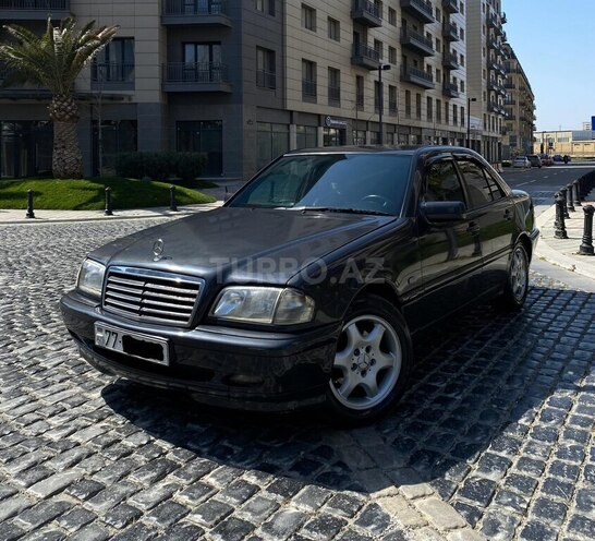 Mercedes C 220 d 2000, 251,000 km - 2.2 l - Bakı