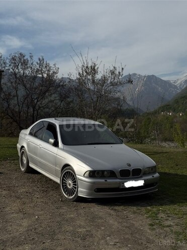 BMW 530 2001, 284,000 km - 3.0 l - Bakı