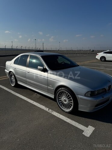 BMW 530 2001, 284,000 km - 3.0 l - Bakı