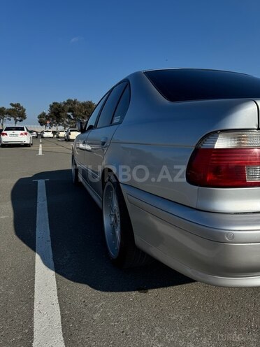 BMW 530 2001, 284,000 km - 3.0 l - Bakı