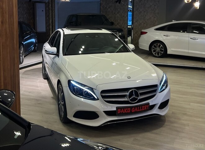 Mercedes C 220 d-3