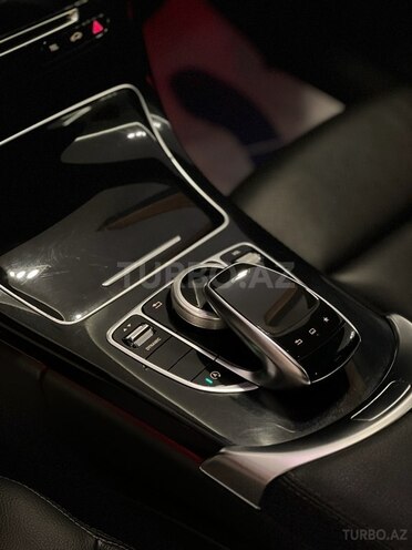 Mercedes C 220 d-10