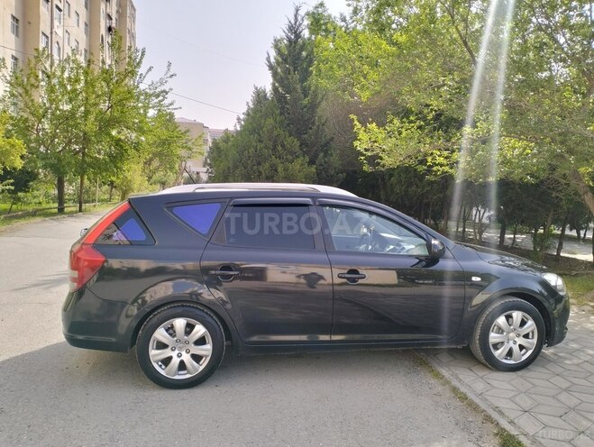 Kia Ceed 2011, 307,000 km - 1.6 l - Sumqayıt