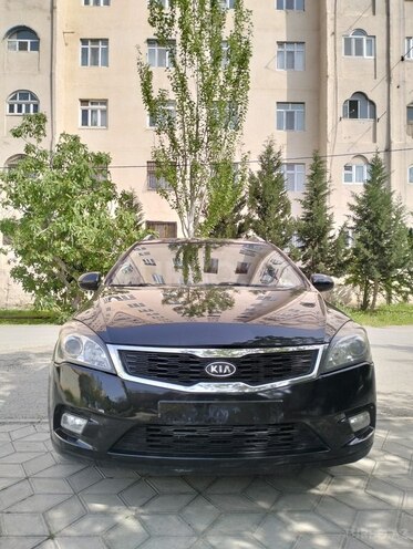 Kia Ceed 2011, 307,000 km - 1.6 l - Sumqayıt