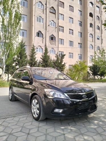 Kia Ceed 2011, 307,000 km - 1.6 l - Sumqayıt