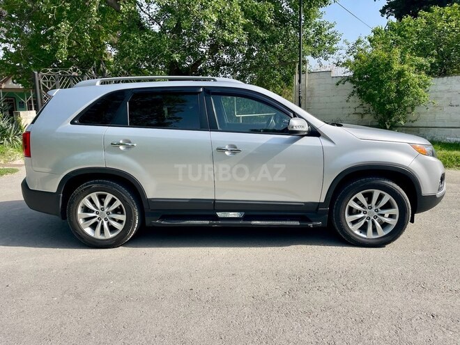 Kia Sorento 2009, 251,000 km - 2.0 l - Yevlax