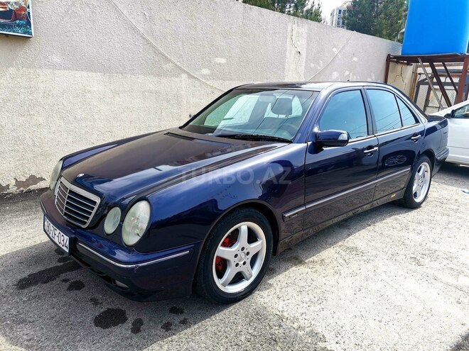 Mercedes E 240 2000, 264,000 km - 2.4 l - Bakı