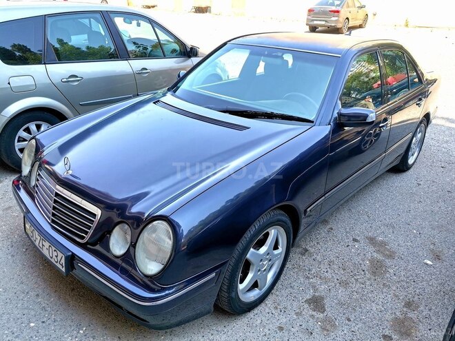 Mercedes E 240 2000, 264,000 km - 2.4 l - Bakı