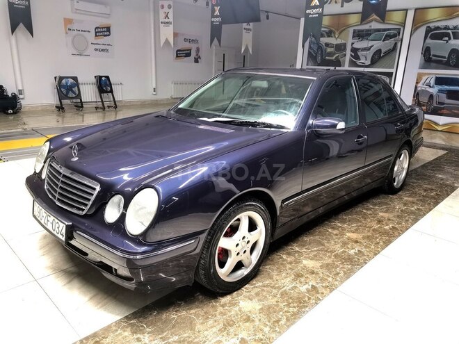 Mercedes E 240 2000, 264,000 km - 2.4 l - Bakı