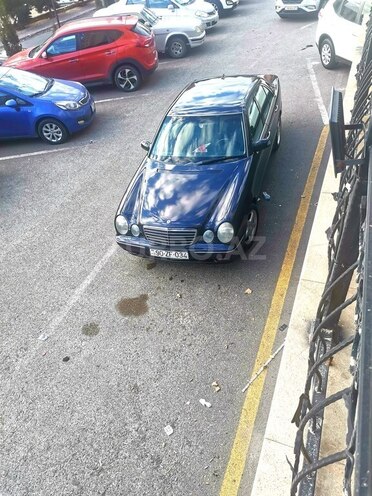 Mercedes E 240 2000, 264,000 km - 2.4 l - Bakı