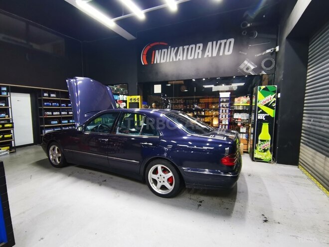 Mercedes E 240 2000, 264,000 km - 2.4 l - Bakı