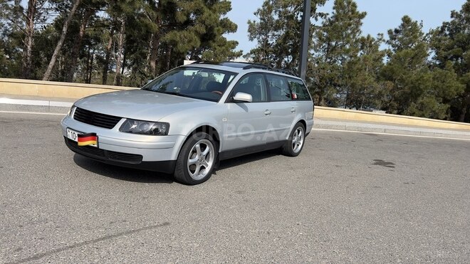 Volkswagen Passat 2000, 240,000 km - 2.8 l - Bakı