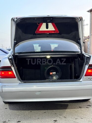 Mercedes E 270 2000, 383,000 km - 2.7 l - Bakı
