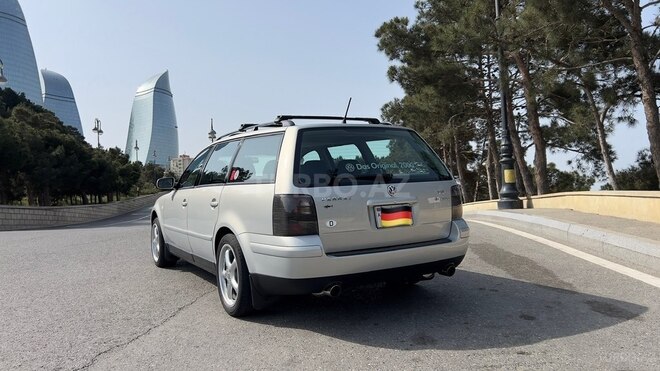 Volkswagen Passat 2000, 240,000 km - 2.8 l - Bakı