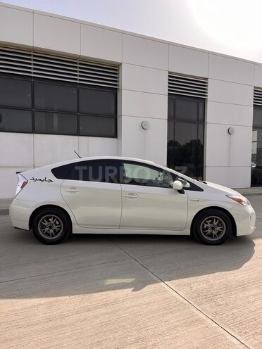 Toyota Prius 2014, 375,000 km - 1.8 л - Bakı