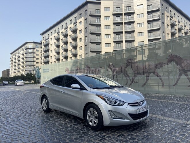 Hyundai Elantra 2015, 100,500 km - 1.8 л - Bakı