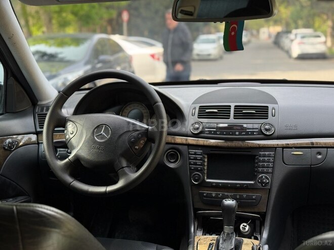 Mercedes E 320 2002, 327,000 km - 3.2 л - Bakı