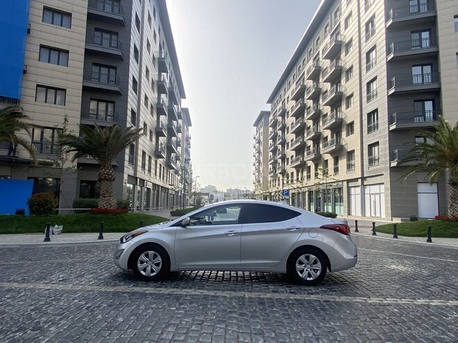 Hyundai Elantra 2015, 100,500 km - 1.8 л - Bakı