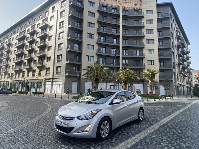 Hyundai Elantra 2015, 100,500 km - 1.8 л - Bakı