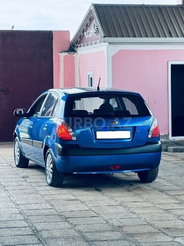 Kia Rio 2006, 379,741 km - 1.5 l - Biləsuvar