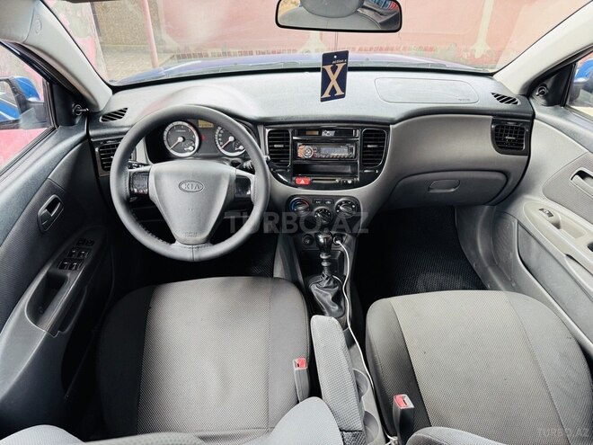 Kia Rio 2006, 379,741 km - 1.5 l - Biləsuvar