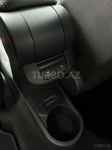 Volkswagen Polo 2021, 108,000 km - 1.6 л - Bakı