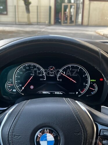 BMW 520-9