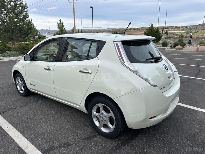 Nissan Leaf 2011, 100,000 km - 0.0 l - Gəncə
