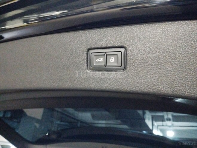 Audi Q7 2020, 71,000 km - 2.0 l - Bakı
