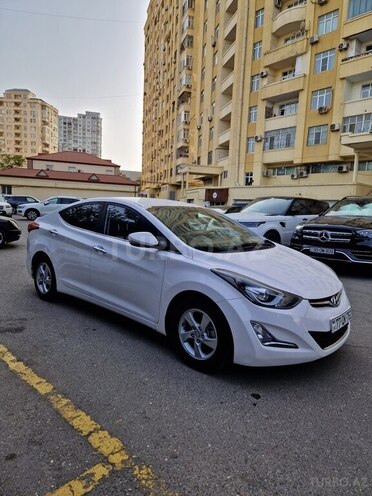 Hyundai Avante 2015, 194,588 km - 1.6 л - Bakı