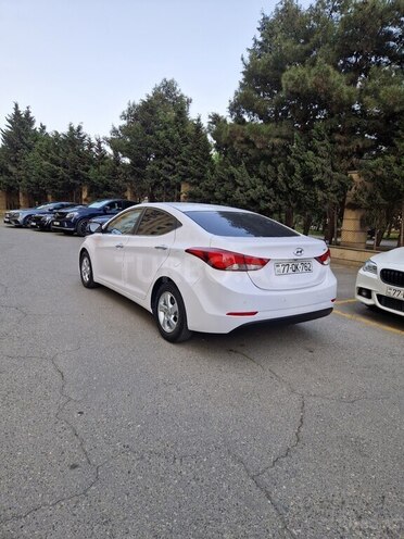 Hyundai Avante 2015, 194,588 km - 1.6 л - Bakı