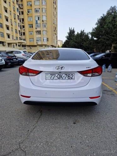 Hyundai Avante 2015, 194,588 km - 1.6 л - Bakı