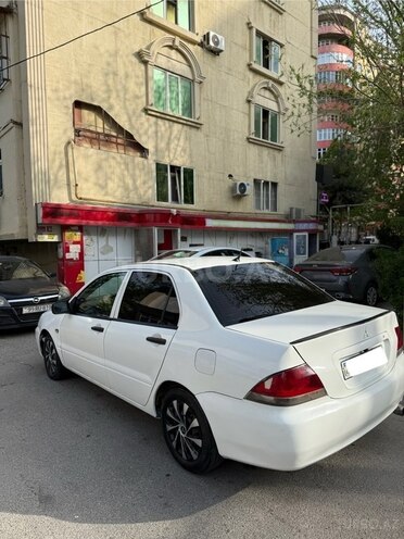 Mitsubishi Lancer 2007, 198,000 km - 1.3 l - Bakı