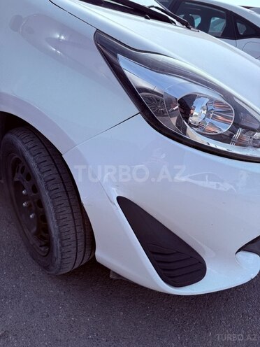 Toyota Aqua 2019, 90,000 km - 1.5 l - Bakı
