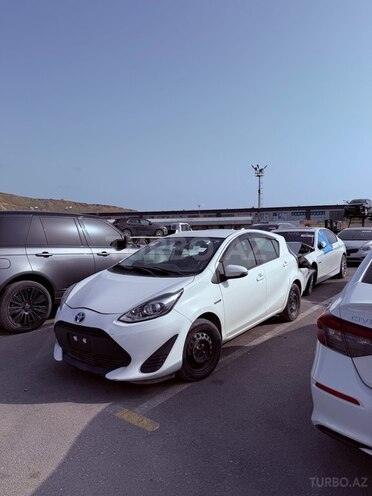Toyota Aqua 2019, 90,000 km - 1.5 l - Bakı