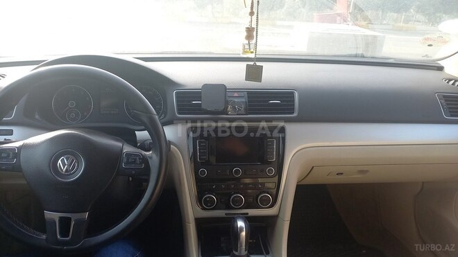 Volkswagen Passat 2012, 215,000 km - 2.5 l - Bakı