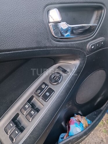 Kia Cerato 2014, 220,000 km - 1.6 l - Qəbələ