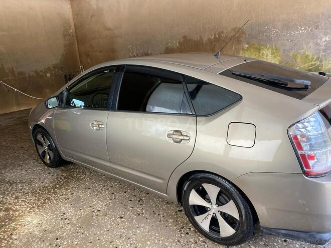 Toyota Prius 2007, 261,427 km - 1.5 l - 