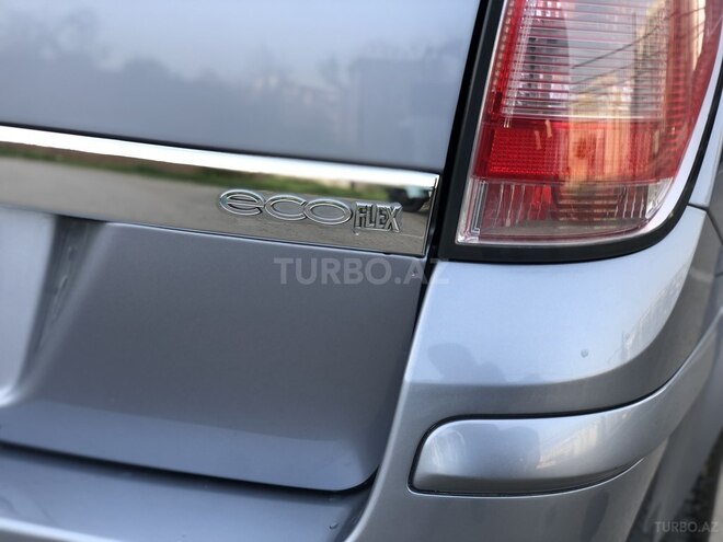 Opel Astra 2009, 252,962 km - 1.4 l - Gəncə