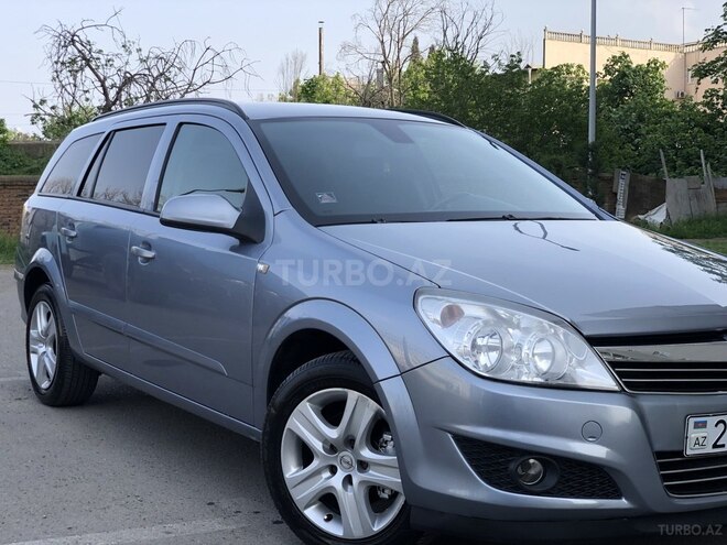 Opel Astra 2009, 252,962 km - 1.4 l - Gəncə