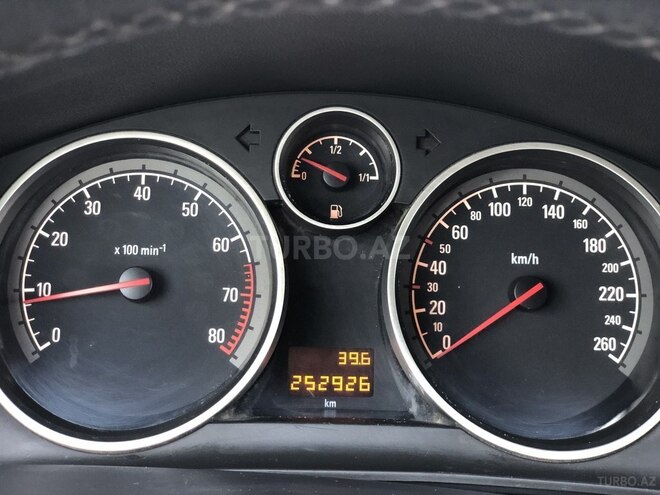 Opel Astra 2009, 252,962 km - 1.4 l - Gəncə