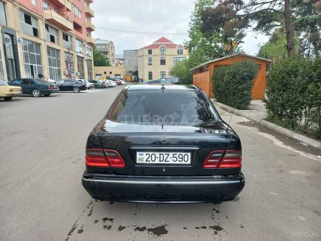 Mercedes E 240 1999, 297,481 km - 2.4 l - Gəncə