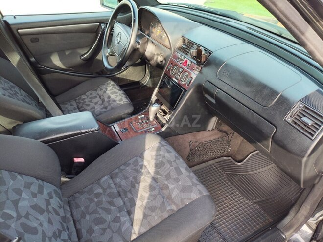 Mercedes C 200 2000, 525,000 km - 2.0 l - Bakı