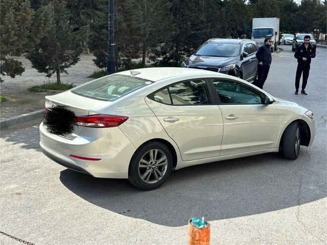 Hyundai Elantra 2017, 187,489 km - 2.0 l - Bakı