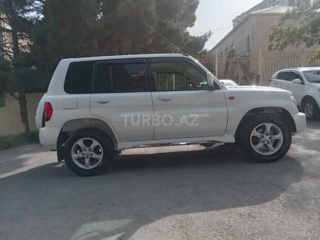 Mitsubishi Pajero io 2002, 261,000 km - 2.0 л - Bakı